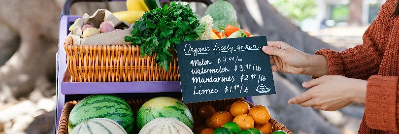 The resale of fruit and vegetables at a loss  does not automatically means fraudulent manipulation of the customs value. What is needed more?